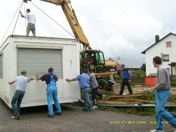 versetzung_feuerwehrcontainer_12_20110125_1455613702