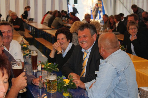 einweihungsfeier_sportheim_42_20110125_1827014124