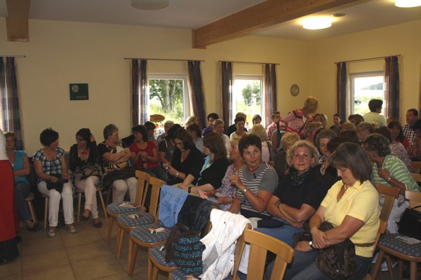 modenschau_2001_10_20110622_1739956352