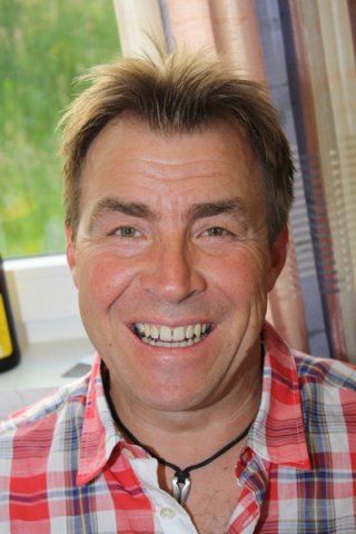 modenschau_2001_21_20110622_1594088221